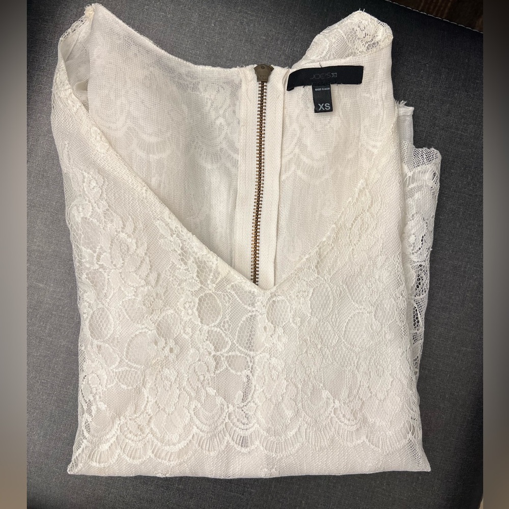 Joe’s Jeans lace blouses 👚
